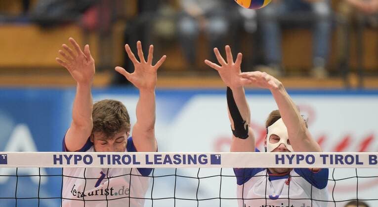 VOLLEYBALL - VBL, Herrsching vs Rhein-Main INNSBRUCK,AUSTRIA,22.MAR.17 - VOLLEYBALL - VBL, Deutsche Volleyball Bundesliga, play off quarterfinal, TSV Herrsching vs United Volleys Rhein-Main. Image shows Tobias Krick (Rhein-Main) and Jan Klobucar (Rhein-Main). GEPAxpictures xAmirxBeganovic