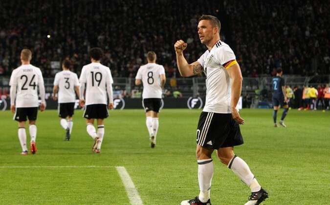 Fußball Länderspiel: Deutschland - England am 22.03.2017, International Friendly Länderspiel Germany - England, Signal Iduna Park Dortmund, Germany, xmdx, freundschaftsspiel, testspiel, germany, england, dfb, nationalmannschaft, die mannschaft, 1-0 torjubel druch Lukas PODOLSKI (10, Deutschland, Germany) Deutschland - England