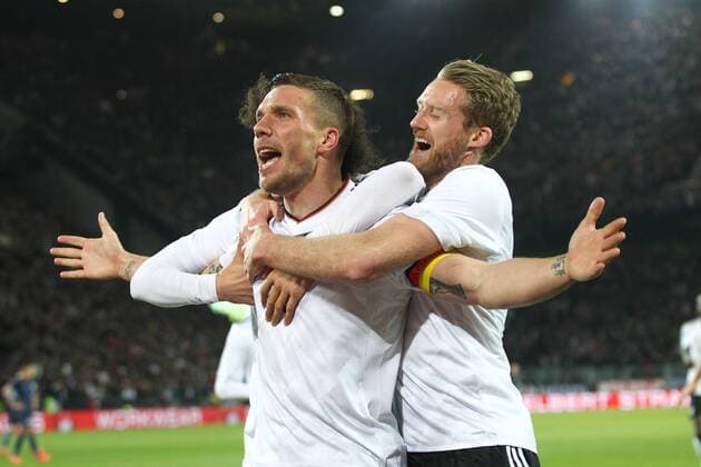 Lukas Podolski (Deutschland) bejubelt seinen Treffer zum 1:0 mit Andre Schuerrle (Deutschland), Deutschland vs England, Fussball, Laenderspiel, 22.03.2017, Foto Neis Eibner Dortmund Copyright: xNeis Eibner-Pressefotox EP_ANS