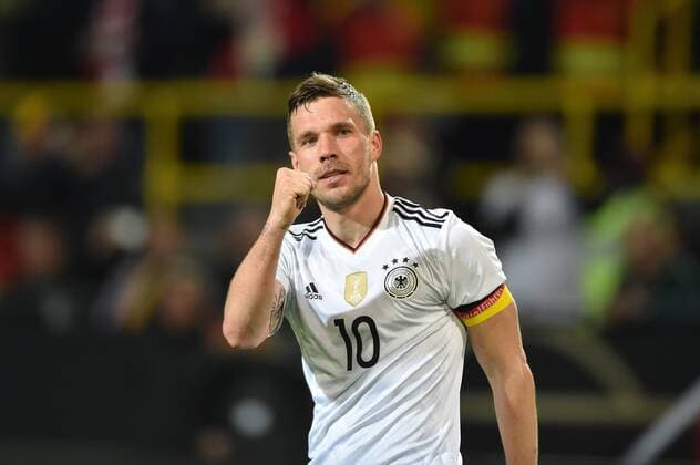 Dortmund, Signal Iduna Park, 22.03.17, Fußball - Länderspiel - Deutschland - England Bild: Lukas Podolski (Deutschland) macht das Tor zum 1:0, Jubel xsmmpJPGx