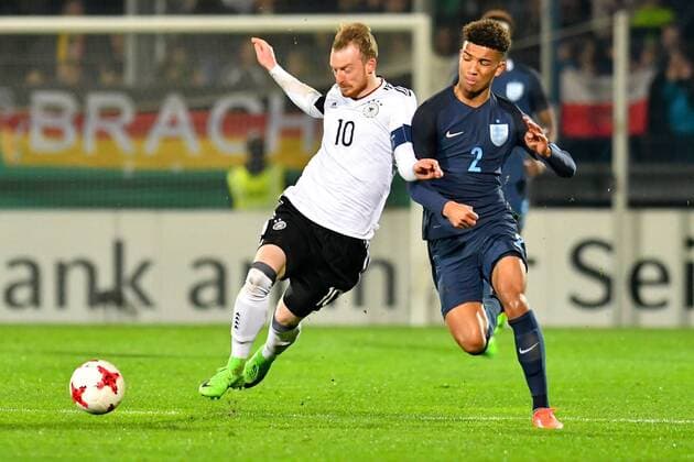 GER, FSP, U 21, Deutschland (GER) vs England (ENG) 24.03.2017, Brita-Arena, Wiesbaden, GER, FSP, U 21, Deutschland (GER) vs England (ENG), picture shows im Bild: Maximilian Arnold (U 21 Deutschland Germany 10) gegen Mason Holgate (U 21 England 2) Foto © nordphoto Fabisch nordphotox xFabisch