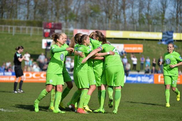 Jubel, Freuen, celebrate, happy, cheer , Goal Celebration VFL Wolfsburg 0:2, Fussball, Allianz Frauen-Bundesliga, MSV Duisburg - VFL Wolfsburg, xmkx