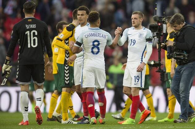 Jamie Vardy and Alex Oxlade-Chamberline of England at the end of the 2018 World Cup Qualifier Group F match between England and Lithuania at Wembley Stadium, London, England on 26 March 2017. Copyright: xDarrenxMusgrovex 14620068