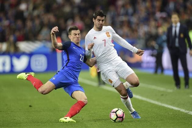 Laurent Koscielny (France) vs Ãlvaro Morata (Espagne) FOOTBALL : France vs Espagne - Match Amical- St Denis - 28 03 2017 JBAutissier Panoramic 