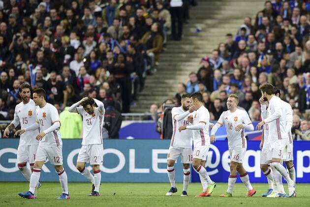 joie des joueurs de l Espagne apres le but de Gerard Deulofeu (Espagne) FOOTBALL : France vs Espagne - Match Amical- St Denis - 28 03 2017 JBAutissier Panoramic 