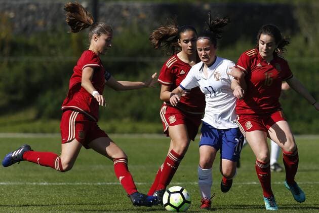 March 28, 2017 - Oeiras, Lisbon, Portugal - Laia Aleixandri of Spain and Ana Isabel Teles of Portugal during the UEFA U17 U 17 Women s Championship Qualifier match between Spain and Portugal at Cidade do Futebol stadium on March 28, 2017 in Oeiras, Portugal. Spain v Portugal - UEFA U17 Women s Championship  - ZUMAn230 20170328_zaa_n230_257 Copyright: xFilipexAmorimx