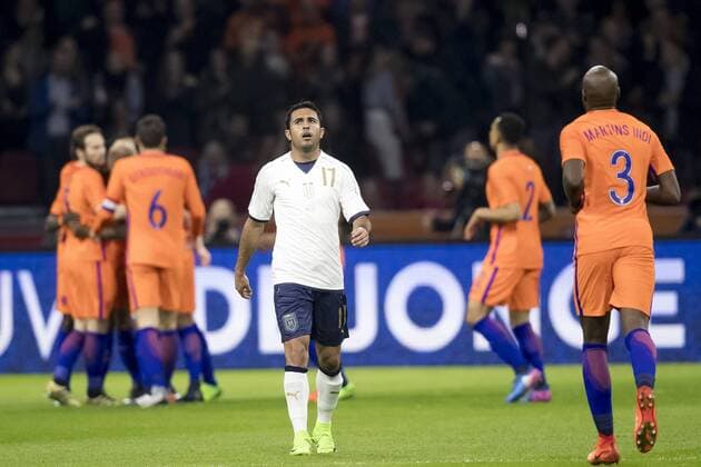 28.03.2017, Amsterdam Arena, Amsterdam, NED, Testspiel, Niederlande vs Italien, im Bild disappointed Citadin Martins Eder of Italy (M) when Netherlands score 1-0 disappointed Citadin Martins Eder of Italy (M) when Netherlands score 1-0 during the International Friendly Länderspiel Football Match between Netherlands and Italy at the Amsterdam Arena in Amsterdam, Netherlands on 2017 03 28. Amsterdam  EP_fil  