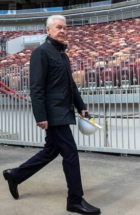 MOSCOW, RUSSIA - MARCH 29, 2017: Moscow Mayor Sergei Sobyanin examines the progress of renovation works at the Luzhniki Stadium ahead of the 2018 FIFA World Cup WM Weltmeisterschaft Fussball Valery Sharifulin TASS  TS045EA2