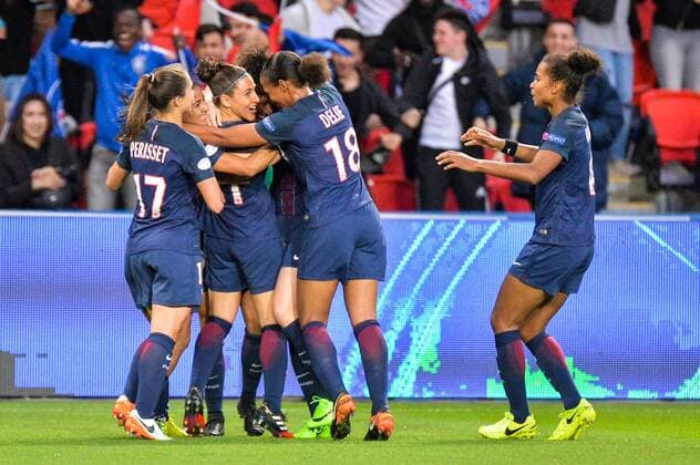 Torjubel von Paris Saint-Germain nach dem 2:0 Paris, Frankreich, 29.03.2017, Fussball, UEFA Women s Champions League, Paris Saint-Germain - FC Bayern Muenchen, xklx