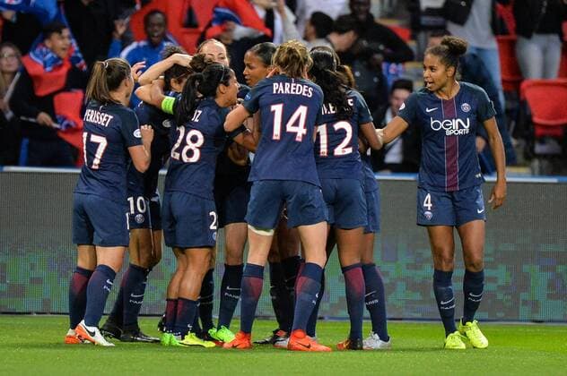 Torjubel von Paris Saint-Germain nach dem 2:0 Paris, Frankreich, 29.03.2017, Fussball, UEFA Women s Champions League, Paris Saint-Germain - FC Bayern Muenchen, xklx