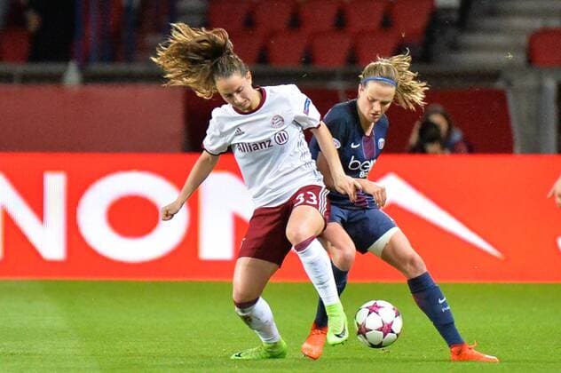 Sara Daebritz (FC Bayern Muenchen), Irene Paredes (PSG Paris Saint-Germain) Paris, Frankreich, 29.03.2017, Fussball, UEFA Women s Champions League, Paris Saint-Germain - FC Bayern Muenchen, xklx