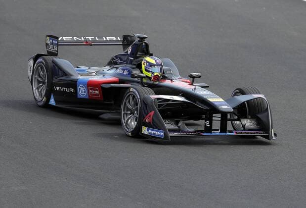 French Stephane Sarrazin of Venturi Formula E drives his car during a test drive for the Formula E, the second ePrix of Mexico City, at the Hermanos Rodirguez racetrack in Mexico City, Mexico, 31 March 2017. FORMULA E TEST DRIVE IN MEXICO !ACHTUNG: NUR REDAKTIONELLE NUTZUNG!  Copyright: xJoséxMéndezx MEX020 20170401-636266079747316868