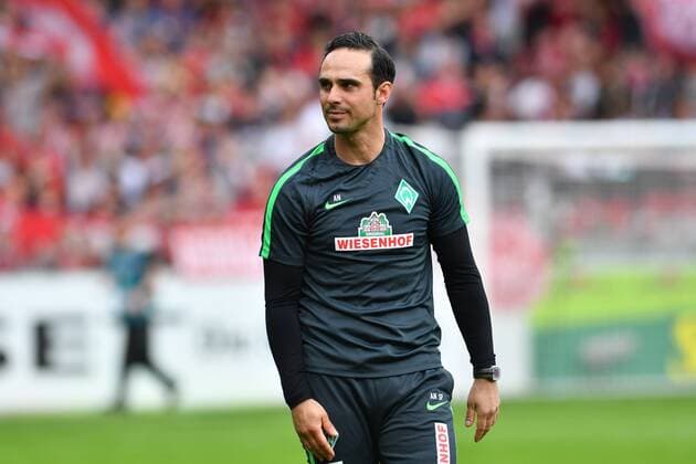 GER, 1. FBL, SC Freiburg vs SV Werder Bremen 01.04.2017, Schwarzwaldstadion, Freiburg, GER, 1. FBL, SC Freiburg vs SV Werder Bremen, im Bild Alexander Nouri (Trainer, SV Werder Bremen) Foto © nordphoto Fabisch nordphotox xFabisch