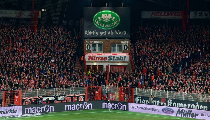Fussball DFL 20.03.2017 2 Bundesliga 25 Spieltag Stadion an der Alten Försterei ( Foersterei ) 1 FC Union Berlin geg 1 FC Nürnberg ( Nuernberg ) 1 : 0 Alte ANZEIGETAFEL