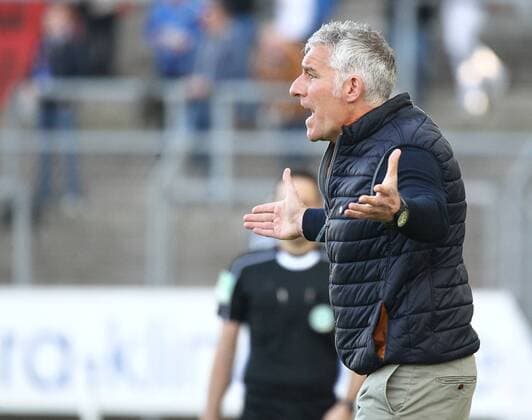 Mirko Slomka (Trainer Karlsruher SC) beim Spiel Karlsruher SC vs. Wuerzburger Kickers in der 2. Fussball Bundesliga am 04.04.2017, Foto Michael Bermel Eibner-Pressefoto Karlsruhe Copyright: xBermel Eibner-Pressefotox EP_mbl