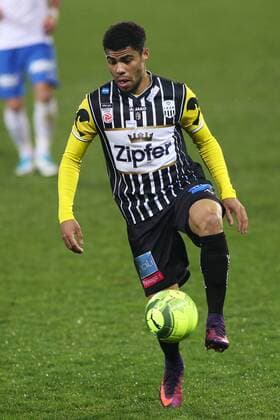 SOCCER - OEFB Cup, Groedig vs LASK GROEDIG,AUSTRIA,04.APR.17 - SOCCER - OEFB Samsung Cup, quarterfinal, SV Groedig vs LASK Linz. Image shows Paulo Otavio Rosa Silva (LASK). GEPAxpictures xMathiasxMandl