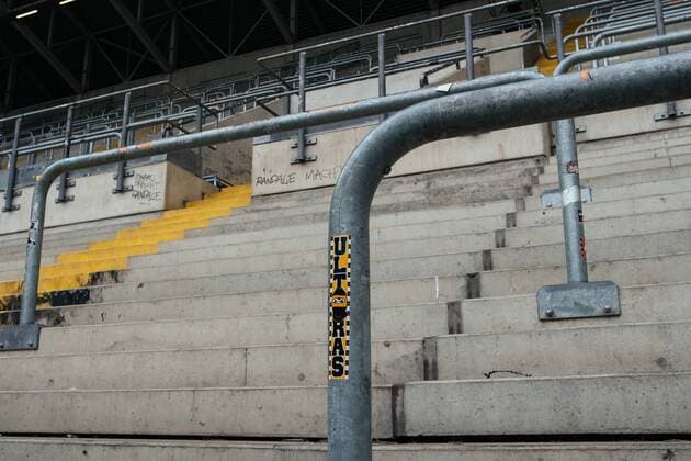 Fußball, Stadiongeschichte SG Dynamo Dresden Keine Zuschauer im K-Block: Nach dem Urteil des DFB-Bundesgerichts müssen die Blöcke K1 bis K5 für das Spiel geschlossen bleiben, was 9.055 Stehplätze betrifft; SG Dynamo Dresden - 1. FC Heidenheim 1846; Fußball; 2. Liga; Saison 2016 2017; 27. Spieltag; DDV-Stadion; Dresden; 05. April 2017;