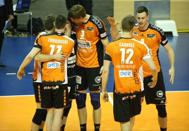 GER, CEV, BR VOLLEYS VS. Dynamo Moskau 05.04.2017, Max Schmeling Halle, Berlin, GER, CEV, BR VOLLEYS VS. Dynamo Moskau, im Bild Robert Kromm (BR Volleys 3), Luke Perry (BR Volleys 4), Ruben Schott (BR Volleys 13), Tsimafei Zhukouski (BR Volleys 11), Paul Carroll (BR Volleys 12), Graham Vigrass (BR Volleys 8) nordphotox xEngler