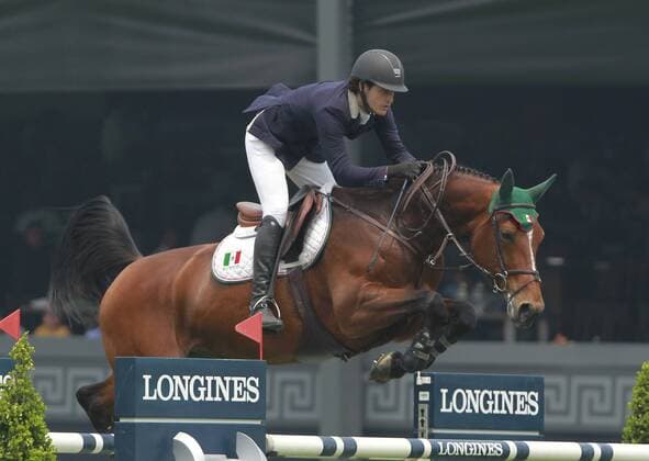 Mexican rider Gonzalo Azcarraga participates in the second day of competitions of equestrian jump during the 2017 Longines Global Champions Tour in Mexico City, Mexico, 07 April 2017. Longines Global Champion Tour !ACHTUNG: NUR REDAKTIONELLE NUTZUNG!  Copyright: xMarioxGuzmánx MEX15 20170407-636271950465404641