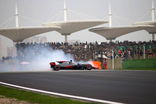 Chinese Grand Prix, Shanghai 06 - 09 April 2017 08.04.2017 - Qualifying, Crash, Romain Grosjean (FRA) Haas F1 Team VF-17 