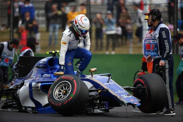 Chinese Grand Prix, Shanghai 06 - 09 April 2017 08.04.2017 - Qualifying, Crash, Antonio Giovinazzi (ITA) Sauber C36 