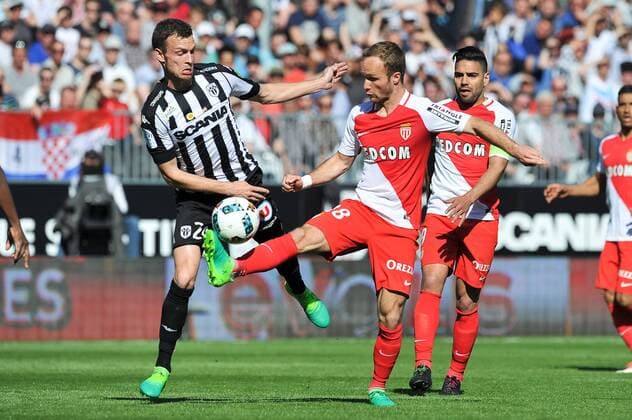 18 VALERE GERMAIN (mon) - 09 RADAMEL FALCAO (mon) - 24 Romain THOMAS (sco) FOOTBALL : Angers vs Monaco - Ligue 1 - 08 04 2017 FEP Panoramic 