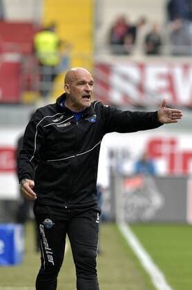 08-04-2017 pmk MZ109863 Fussball Herren 3.Liga Saison 2016 2017 SC Paderborn Stefan EMMERLING -Trainer- Paderborn