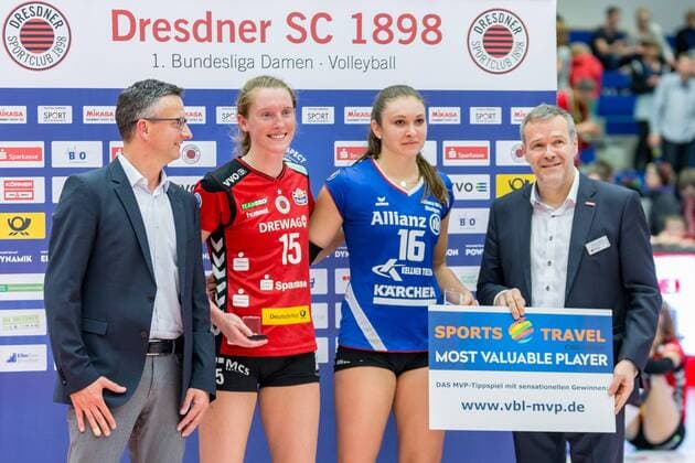 Kadie Rolfzen (Dresdner SC, 15) und Michaela Mlejnkova (Allianz MTV Stuttgart, 16) waren die besten Spielerinnen des Spiels; Most Valuable Player, Volleyball, Volleyball-Bundesliga Frauen, Dresdner SC - Allianz MTV Stuttgart, xprx