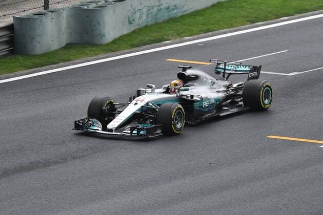 British F1 driver Lewis Hamilton of Mercedes competes during the 2017 Formula One Chinese Grand Prix at the Shanghai International Circuit in Shanghai, China, 9 April 2017. Lewis Hamilton wins 2017 Formula 1 Chinese Grand Prix  20170409_82884