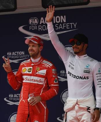 Sebastian Vettel, Scuderia Ferrari, Lewis Hamilton; Mercedes Grand Prix, formula 1 GP, China in Shanghai, 09.04.2017 Photo:mspb Lukas Gorys Sebastian Vettel, Lewis Hamilton; formula 1 GP, China