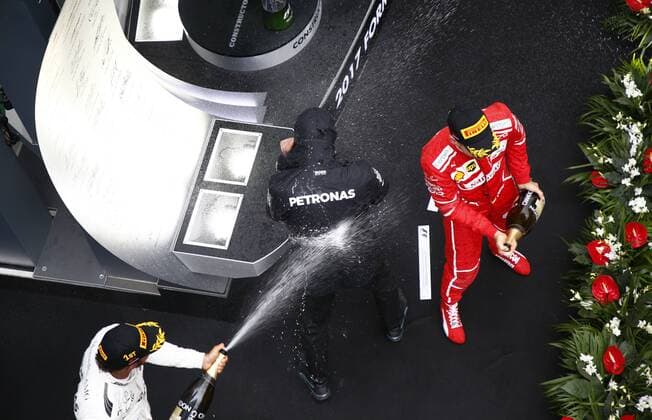 Shanghai: Motorsports: FIA Formula One World Championship WM Weltmeisterschaft 2017 44 Lewis Hamilton (GBR, Mercedes AMG Petronas), 5 Sebastian Vettel (GER, Scuderia Ferrari) Chinese Formula One Grand Prix Shanghai Circuit on April 08, 2017 in Shanghai, China. (Photo by Hoch Zwei) Shanghai China xHZx