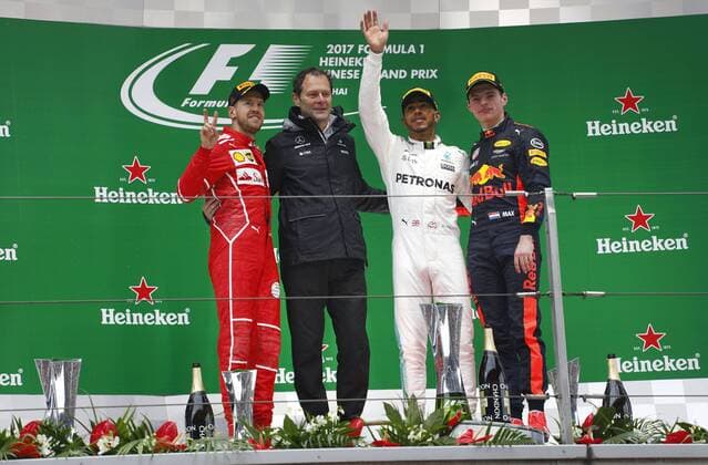 Shanghai: Motorsports: FIA Formula One World Championship WM Weltmeisterschaft 2017 5 Sebastian Vettel (GER, Scuderia Ferrari) 44 Lewis Hamilton (GBR, Mercedes AMG Petronas) 33 Max Verstappen (NDL, Red Bull Racing) Chinese Formula One Grand Prix Shanghai Circuit on April 08, 2017 in Shanghai, China. (Photo by Hoch Zwei) Shanghai China xHZx