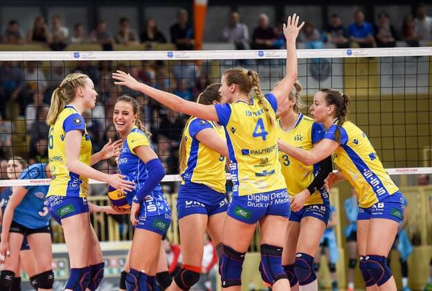 VOLLEYBALL - 1. BL FRAUEN - PLAY OFF HF - 08.04.2017, VC Wiesbaden vs. SSC Palmberg Schwerin, (VCW), (SSC), -