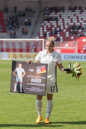 Isabel Kerschowski (GER, 17), Auszeichnung zur Nationalspielerin 2016, Fußball, Frauen, Länderspiel, Deutschland - Kanada, xprx