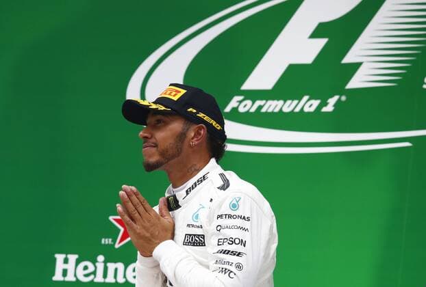 Shanghai: Motorsports: FIA Formula One World Championship WM Weltmeisterschaft 2017 Start 44 Lewis Hamilton (GBR, Mercedes AMG Petronas) winning the race Chinese Formula One Grand Prix Shanghai Circuit on April 08, 2017 in Shanghai, China. (Photo by Hoch Zwei) Shanghai China xHZx