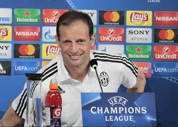 Bilder des Tages - SPORT April 10, 2017 - Turin, Italy - Massimiliano Allegri during the press conference PK Pressekonferenz before Champions League match between Juventus v Barcelona, in Turin, on April 10, 2017. Juventus - Press Conference  - ZUMAn230 20170410_zaa_n230_068 Copyright: xLorisxRosellix