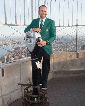April 10, 2017 - New York, New York, U.S - PGA Golf Herren Masters 2017 winner SERGIO GARCIA visits the Empire State Building, April 10, 2017 in New York. PGA Masters 2017 winner Sergio Garcia visits the Empire State Building - ZUMAb148 20170410_zap_b148_049 Copyright: xBryanxSmithx