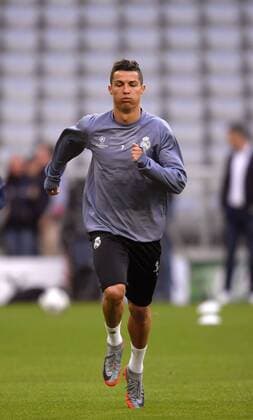 11.04.2017, Fussball Champions-League 2016 2017, Abschlusstraining Real Madrid vor dem Viertelfinale Hinspiel, FC Bayern München - Real Madrid, in der Allianz-Arena München, Christiano Ronaldo (Real Madrid) Lauftraining. 