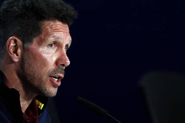 Atletico Madrid s Argentinian head coach Diego Simeone during the press conference PK Pressekonferenz held in Madrid, Spain, 11 April of 2017. Leicester City will face Atletico Madrid in the UEFA Champions League quarter final, first leg, soccer match on 12 April. ATLETICO MADRID S PRESS CONFERENCE !ACHTUNG: NUR REDAKTIONELLE NUTZUNG!  Copyright: xChemaxMoyax 20170411-636275389868430934