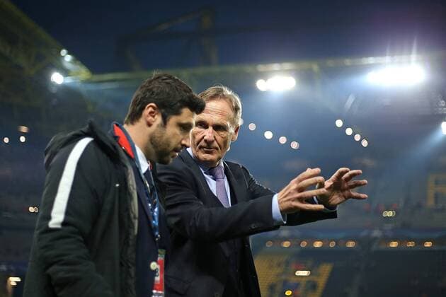 11.04.2017, Fussball Champions-League 2016 2017, Viertelfinale, Borussia Dortmund - AS Monaco, im Signal-Iduna-Park Dortmund. Geschäftsführer Hans-Joachim Watzke (re., Dortmund) 