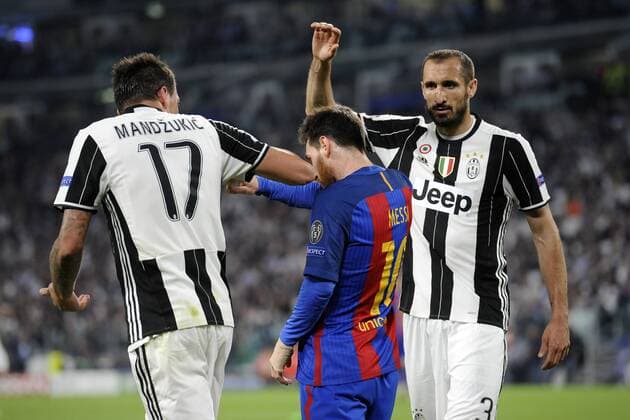 Mario Mandzukic Juventus, Lionel Messi Barcelona , Giorgio Chiellini Juventus Torino 11-04-2017 Juventus Stadium Football Champions League 2016 2017 Juventus - Barcelona quarter final foto Filippo Alfero Insidefoto filippoxalfero