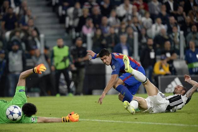 Gianluigi Buffon Juventus, Luis Suarez Barcelona, Leonardo Bonucci Juventus Torino 11-04-2017 Juventus Stadium Football Champions League 2016 2017 Juventus - Barcelona quarter final foto Filippo Alfero Insidefoto filippoxalfero