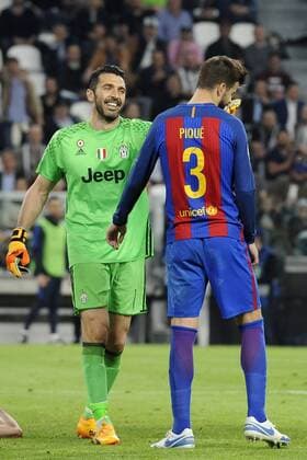 Gianluigi Buffon Juventus, Pique Barcelona Torino 11-04-2017 Juventus Stadium Football Champions League 2016 2017 Juventus - Barcelona quarter final foto Filippo Alfero Insidefoto filippoxalfero