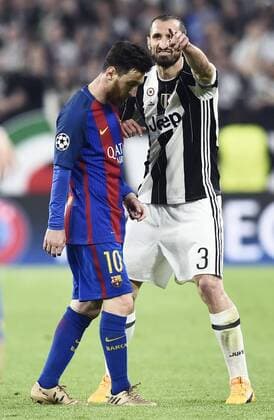 Db Torino 11 04 2017 - Champions League Juventus-Barcellona foto Daniele Buffa Image nella foto: Lionel Messi-Giorgio Chiellini 