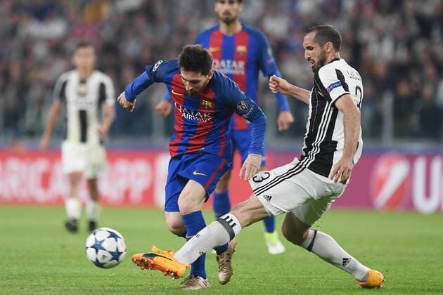 Mg Torino 11 04 2017 - Champions League Juventus-Barcellona foto Matteo Gribaudi Image nella foto: Lionel Messi-Giorgio Chiellini 