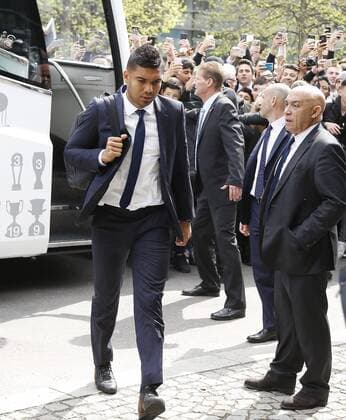 Llegada del Real Madrid a su hotel en Munich. En la imagen, Casemiro. Real Madrid arrives at his hotel in Munich. In this picture, Casemiro. xÃngelxRiverox 