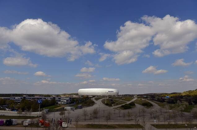 11.04.2017, Fussball Champions-League 2016 2017, Pressekonferenz FC Bayern vor dem Viertelfinale Hinspiel, FC Bayern München - Real Madrid, in der Allianz-Arena München, Die Wolken lassen die Sonnenstrahlen nur partiell auf die Arena durch. 