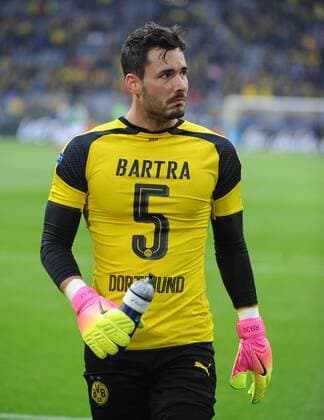 Bilder des Tages - SPORT Championsleague Viertelfinale: Borussia Dortmund - AS Monaco 12.04.2017. Tw. Roman Bürki (BvB) mit Bartra-Trikot. HM