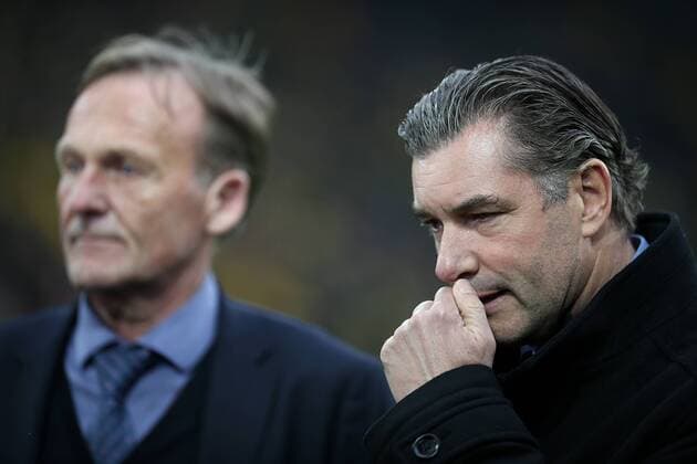 12.04.2017, Fussball Champions-League 2016 2017, Viertelfinale, Borussia Dortmund - AS Monaco, im Signal-Iduna-Park Dortmund. v.l. Geschäftsführer Hans-Joachim Watzke (Dortmund) , Sportdirektor Michael Zorc (Dortmund) 