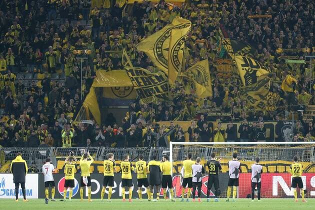 Die Spieler stehen vor Ihren Fans, Borussia Dortmund vs AS Monaco, UEFA Champions League, Viertelfinale, Nachholspiel Fussball, 12.04.2017, Dortmund Copyright: xLangerx xEibner-Pressefotox EP_HLR